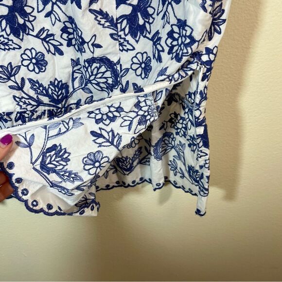 Talbots Women’s White Blue Floral Embroidered Peplum Top 6 Side Zipper - Picture 7 of 10